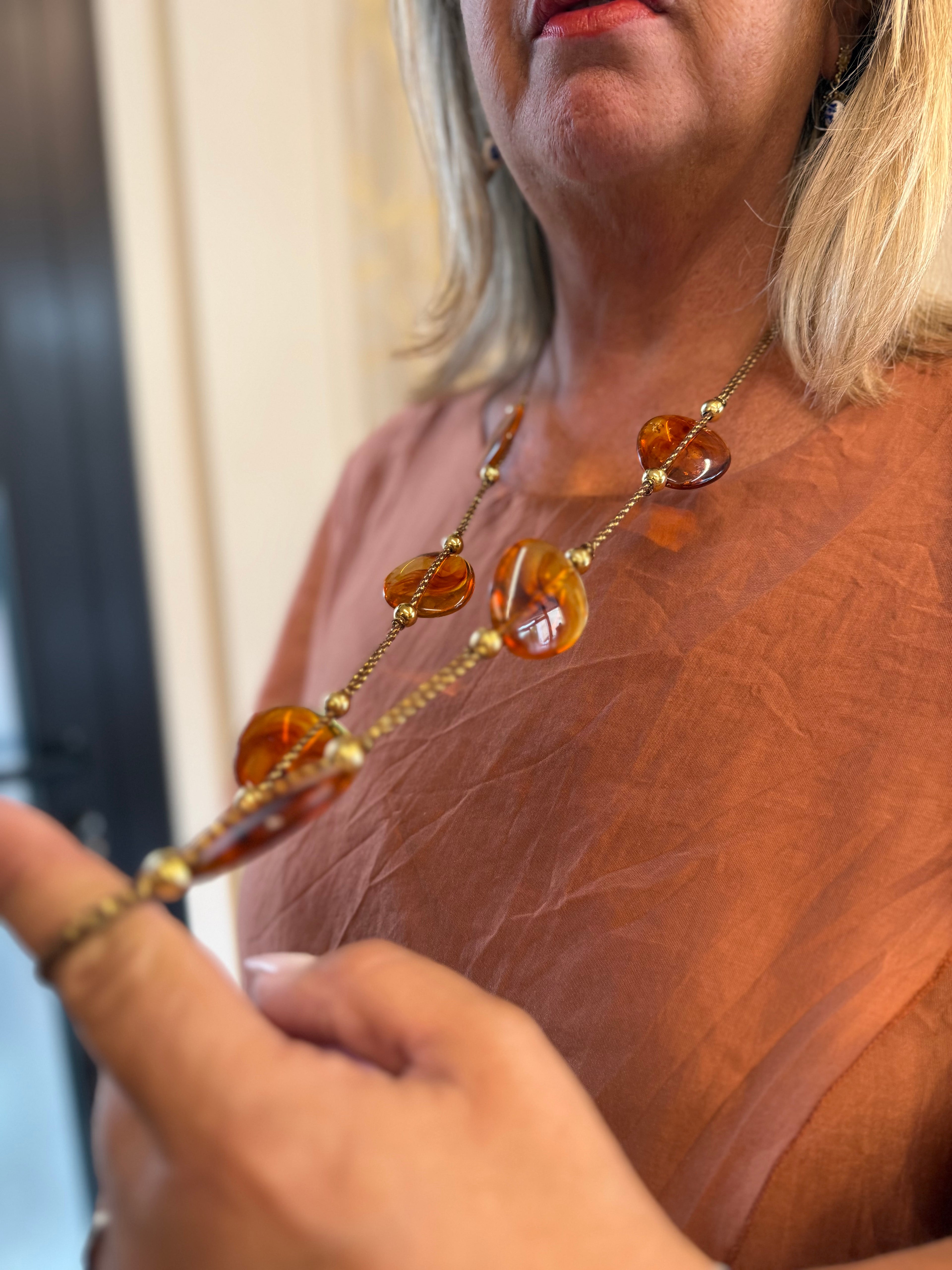 Collana Ambra