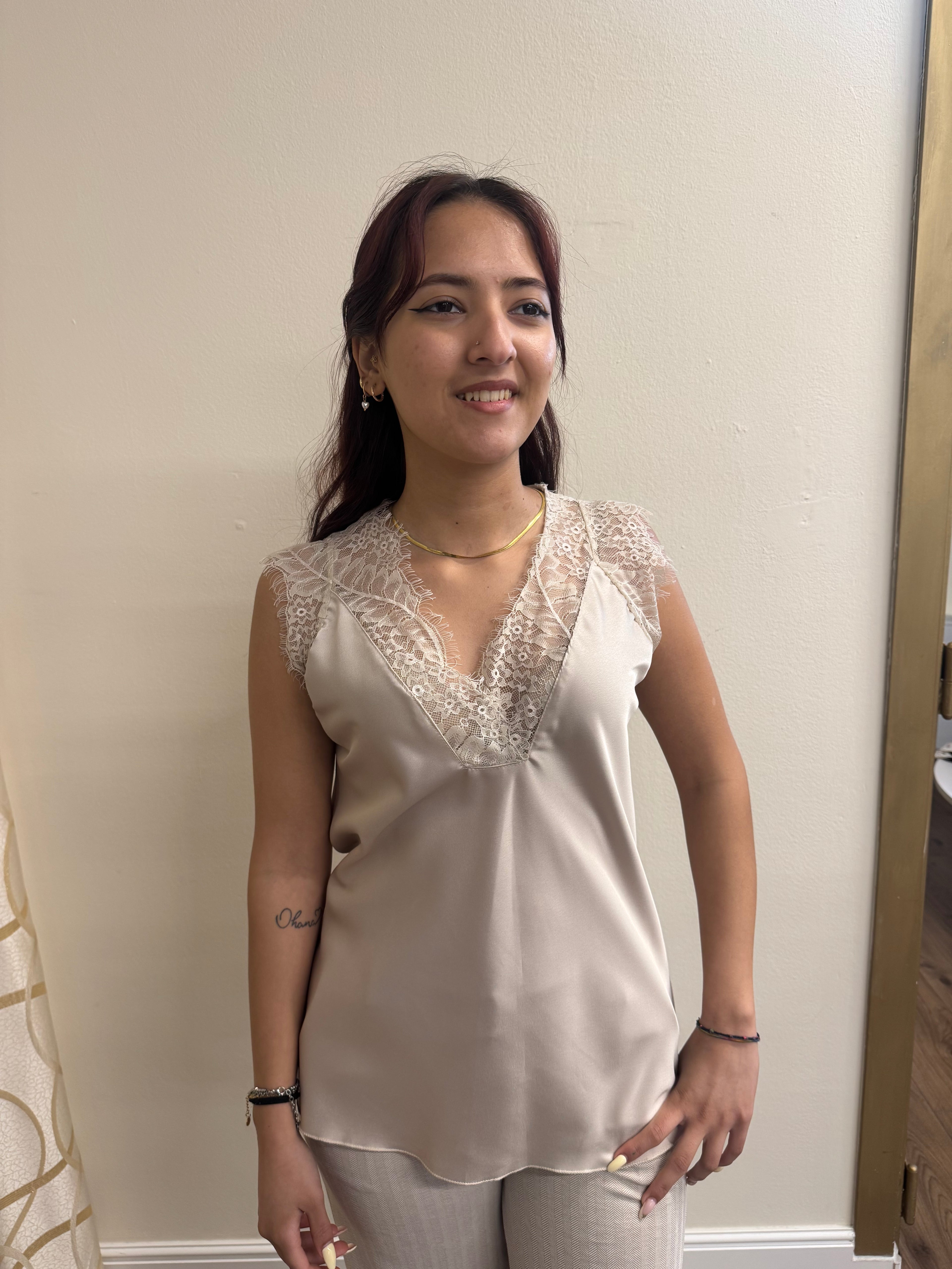 Top Fabiana in raso con pizzo