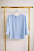 Blusa dettaglio gioiello