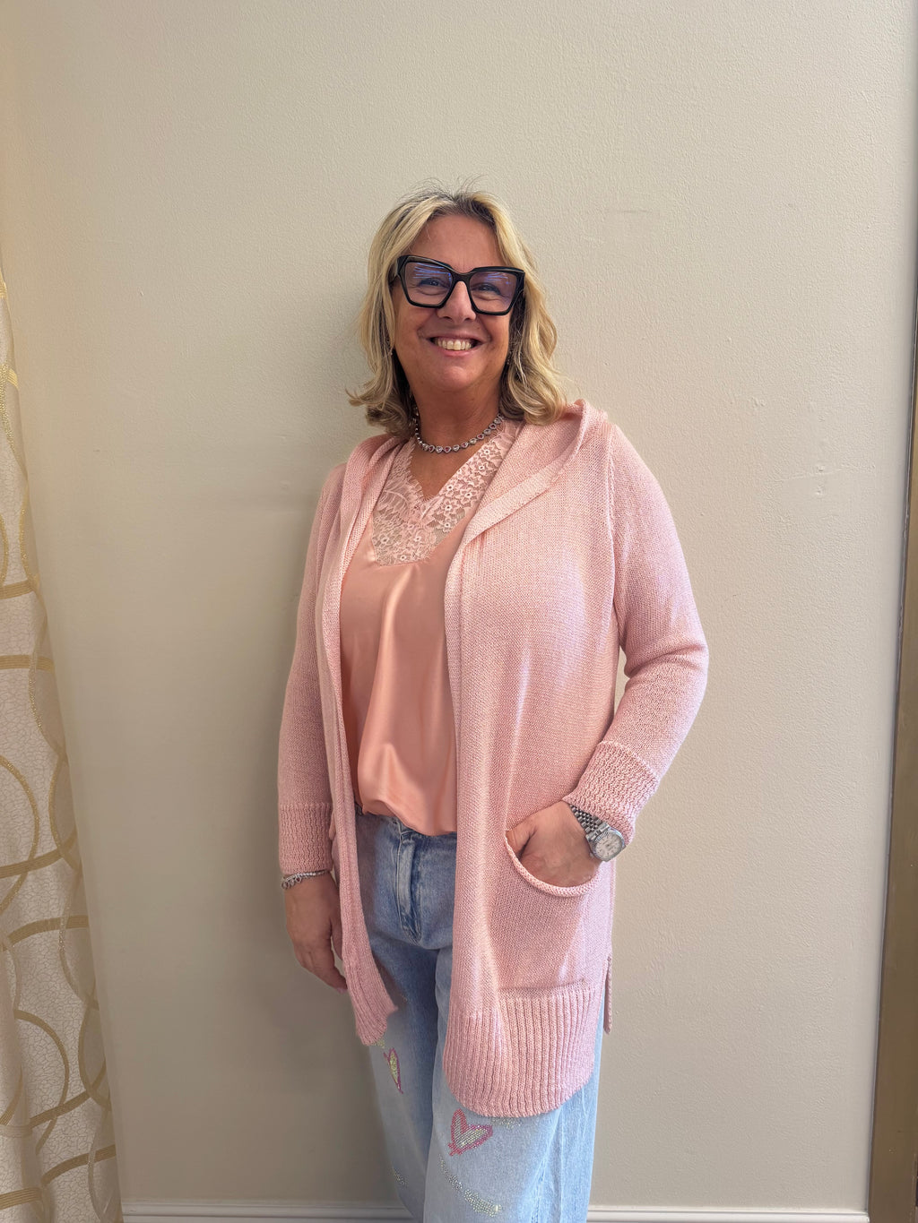 Cardigan Lungo con Cappuccio e Tasche Evelyn