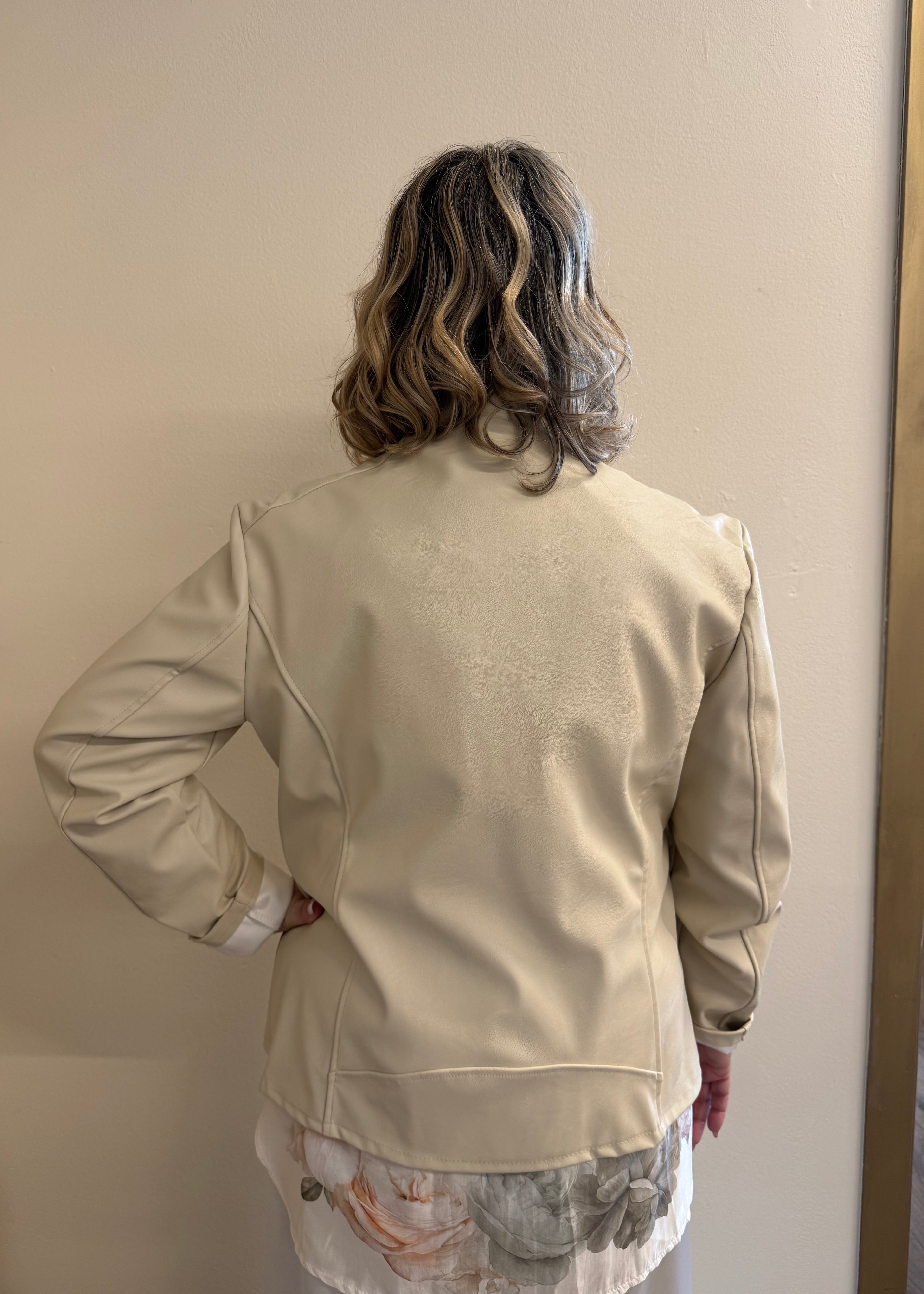 Giacchino similpelle