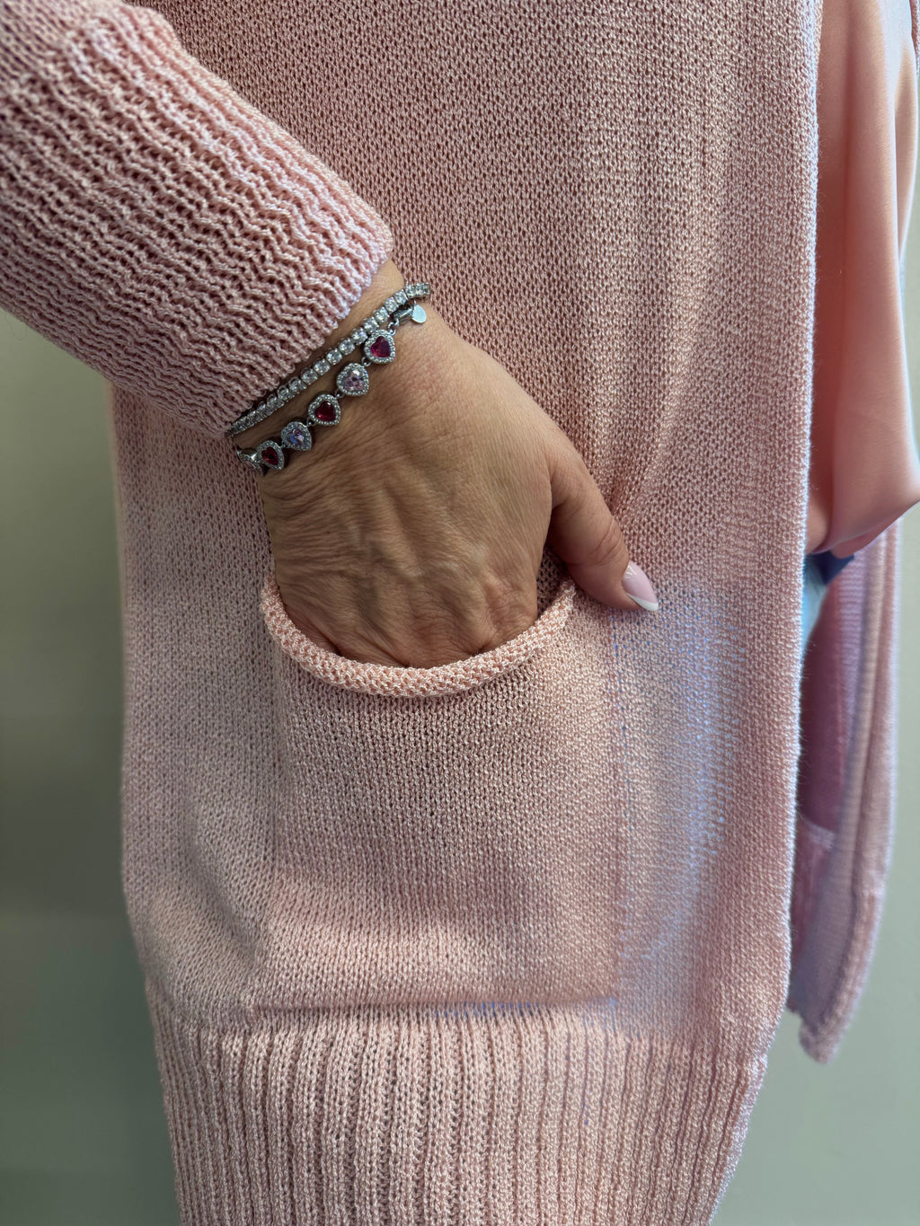 Cardigan Lungo con Cappuccio e Tasche Evelyn