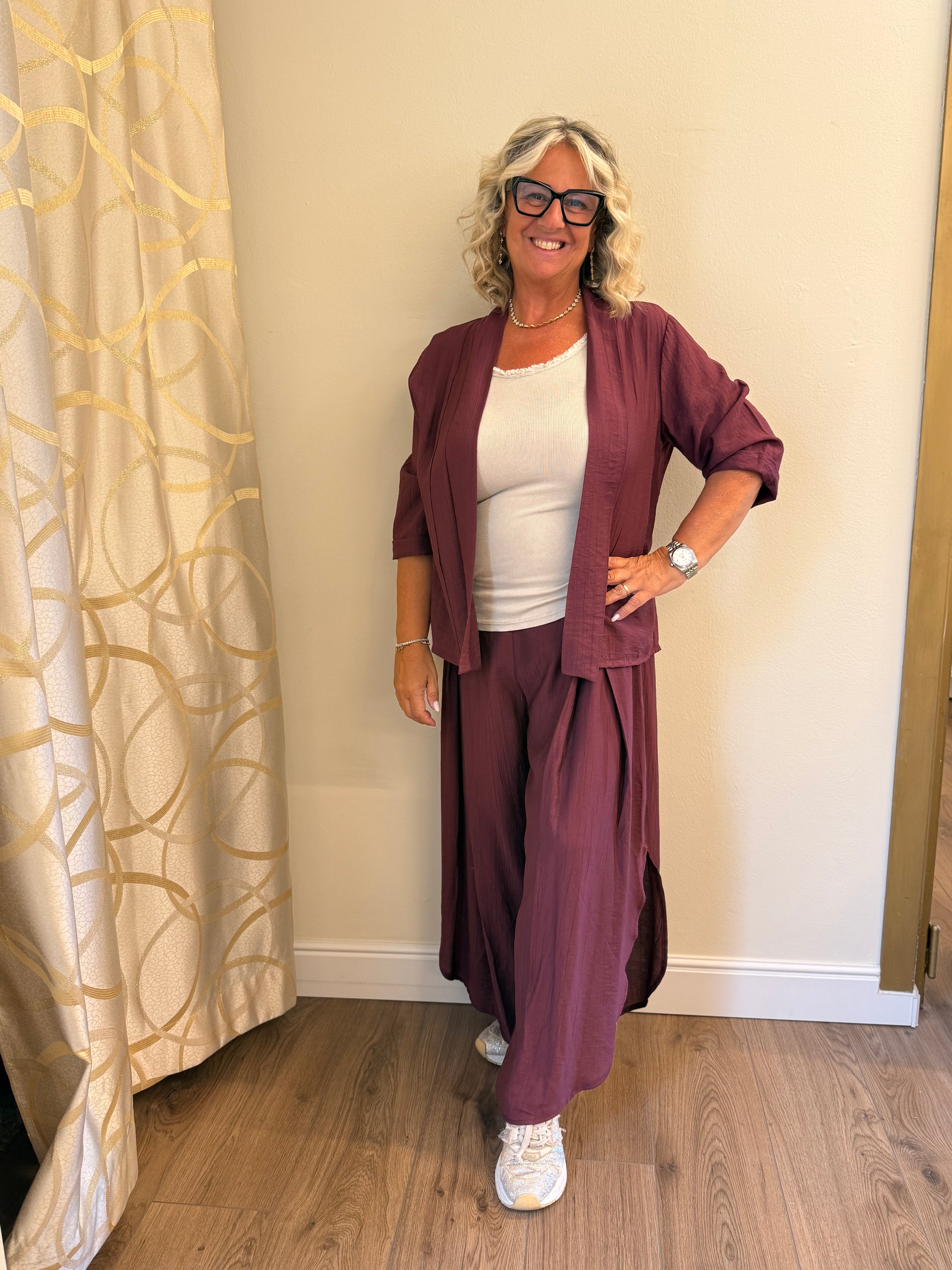 Completo Lucrezia 2 pezzi Morbido con Casacca Aperta e Pantalone Ampio